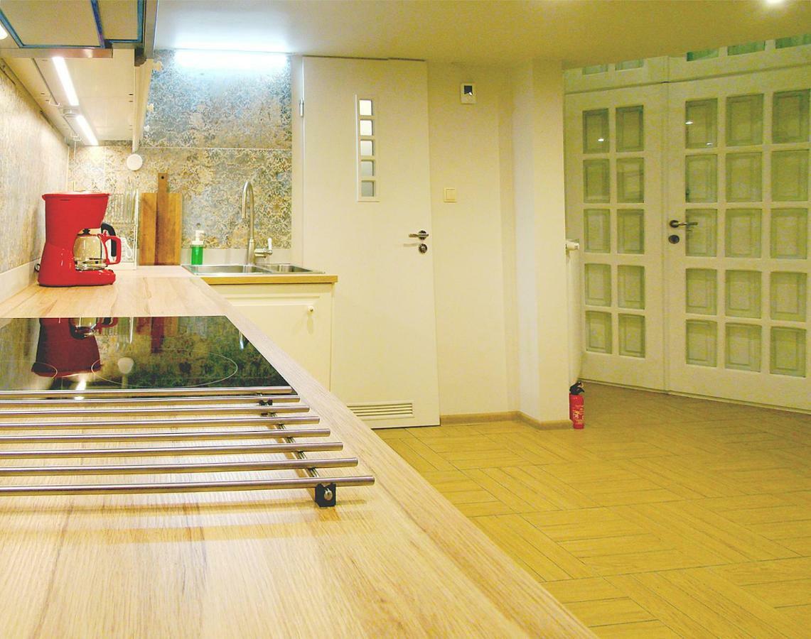 Art Apartments W Centrum Krakowa Esterno foto